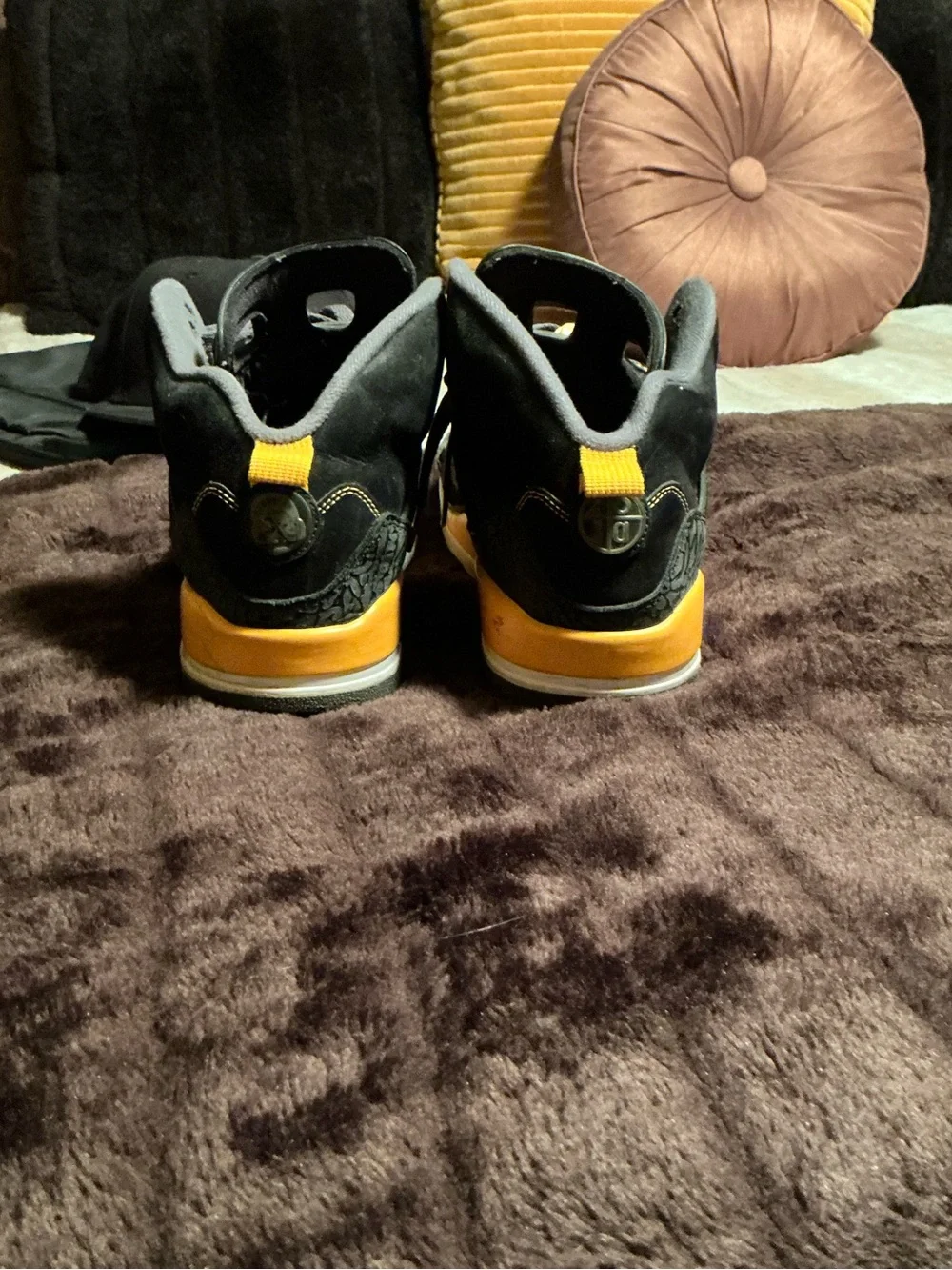 Jordan Men's Black and Yellow High-Top Sneakers